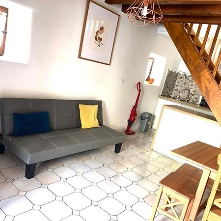 Ruoms Petite Maison 3* Centre-Village 外观 照片