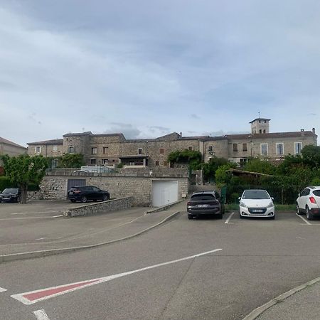 Ruoms Petite Maison 3* Centre-Village 外观 照片