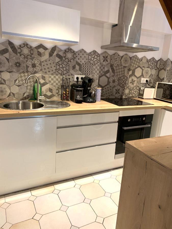 Ruoms Petite Maison 3* Centre-Village 外观 照片