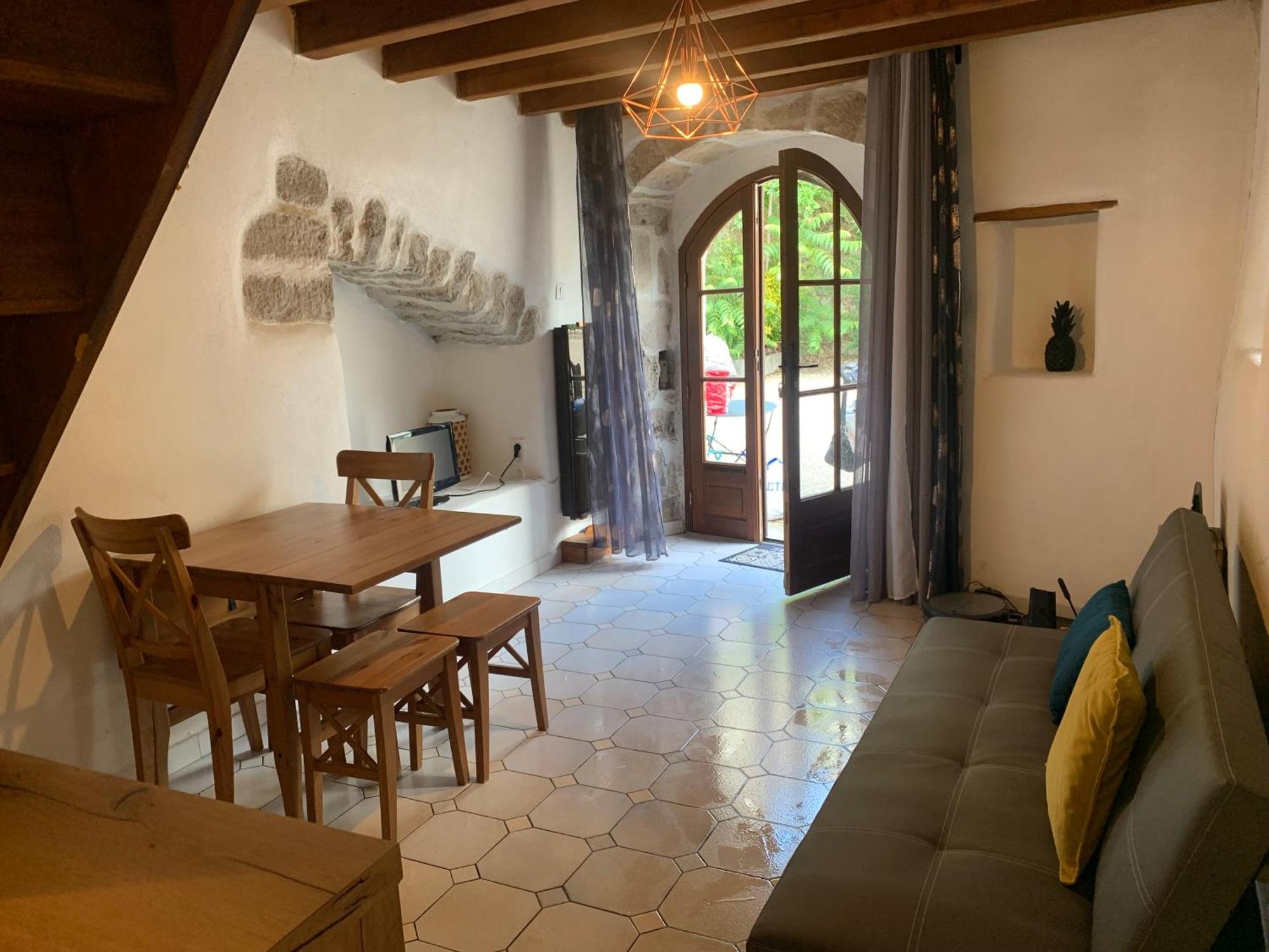 Ruoms Petite Maison 3* Centre-Village 外观 照片