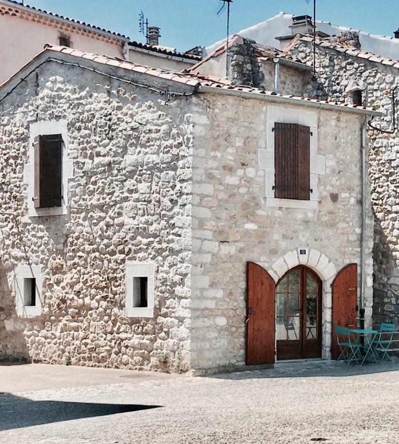 Ruoms Petite Maison 3* Centre-Village 外观 照片